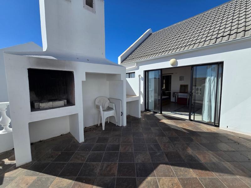 5 Bedroom Property for Sale in Golden Mile Western Cape